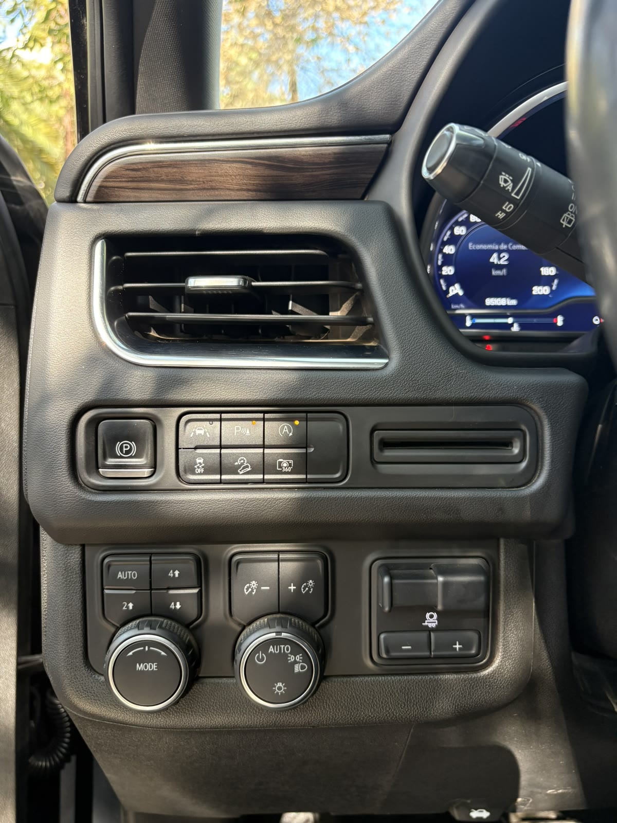 CHEVROLET Tahoe Z71 5.3 V8 4x4 2024 - foto 12