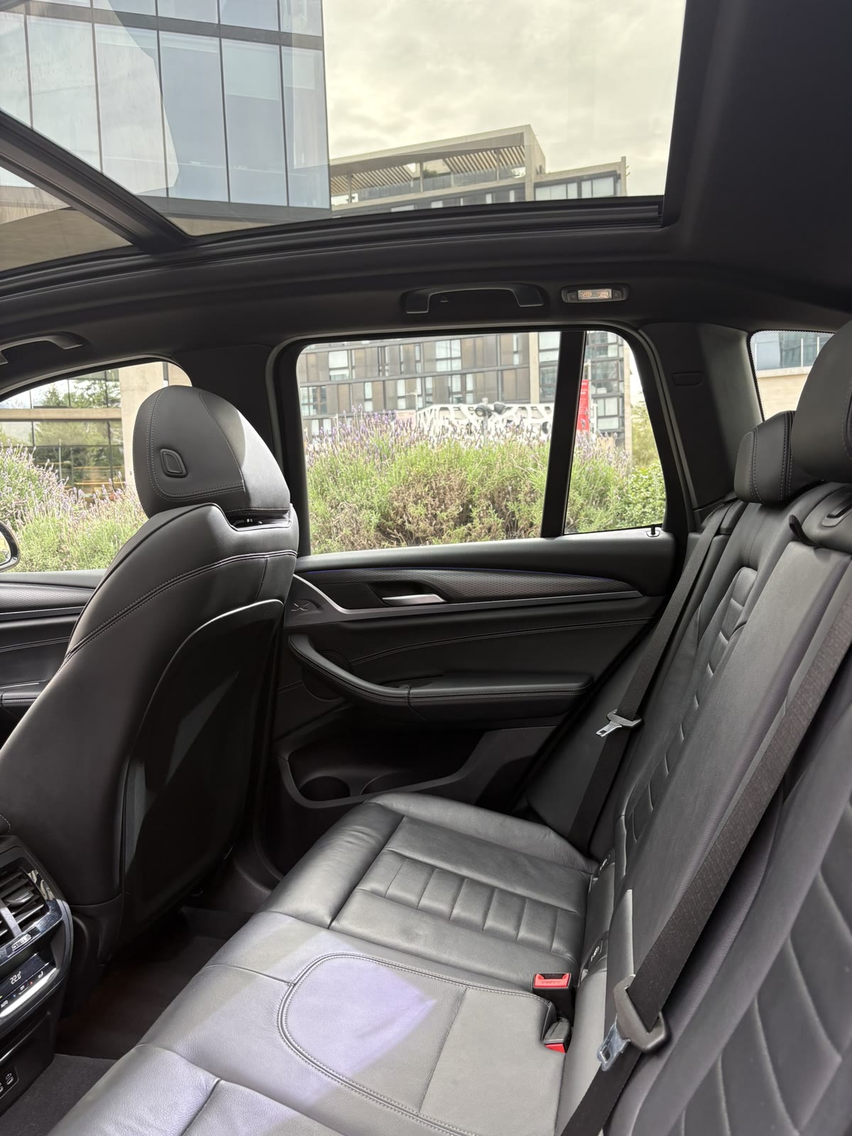 BMW X3 xDrive30i 2023 - foto 18