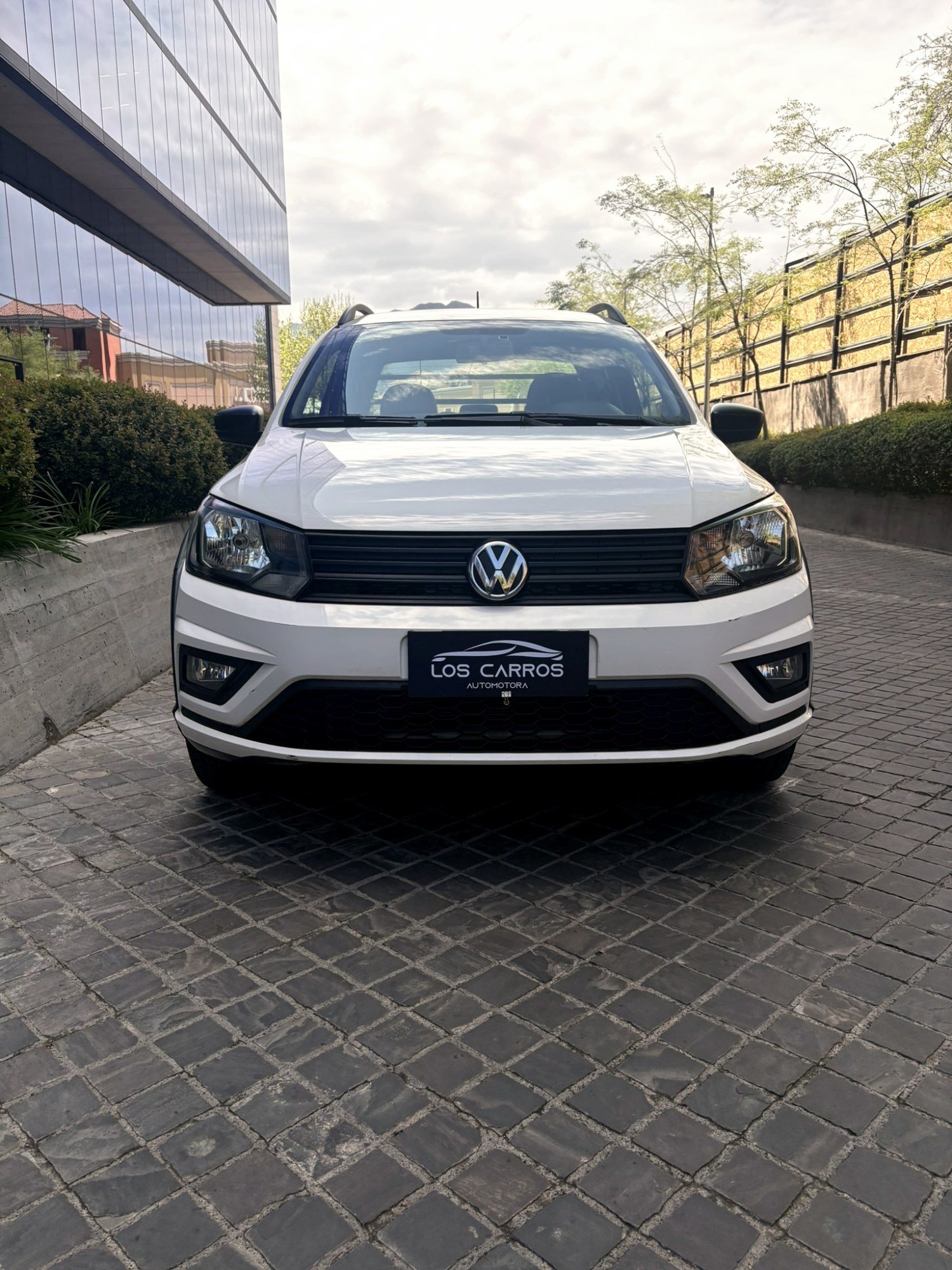 VOLKSWAGEN SAVEIRO 1.6 MT CABINA DOBLE LITE 2024 - foto 2